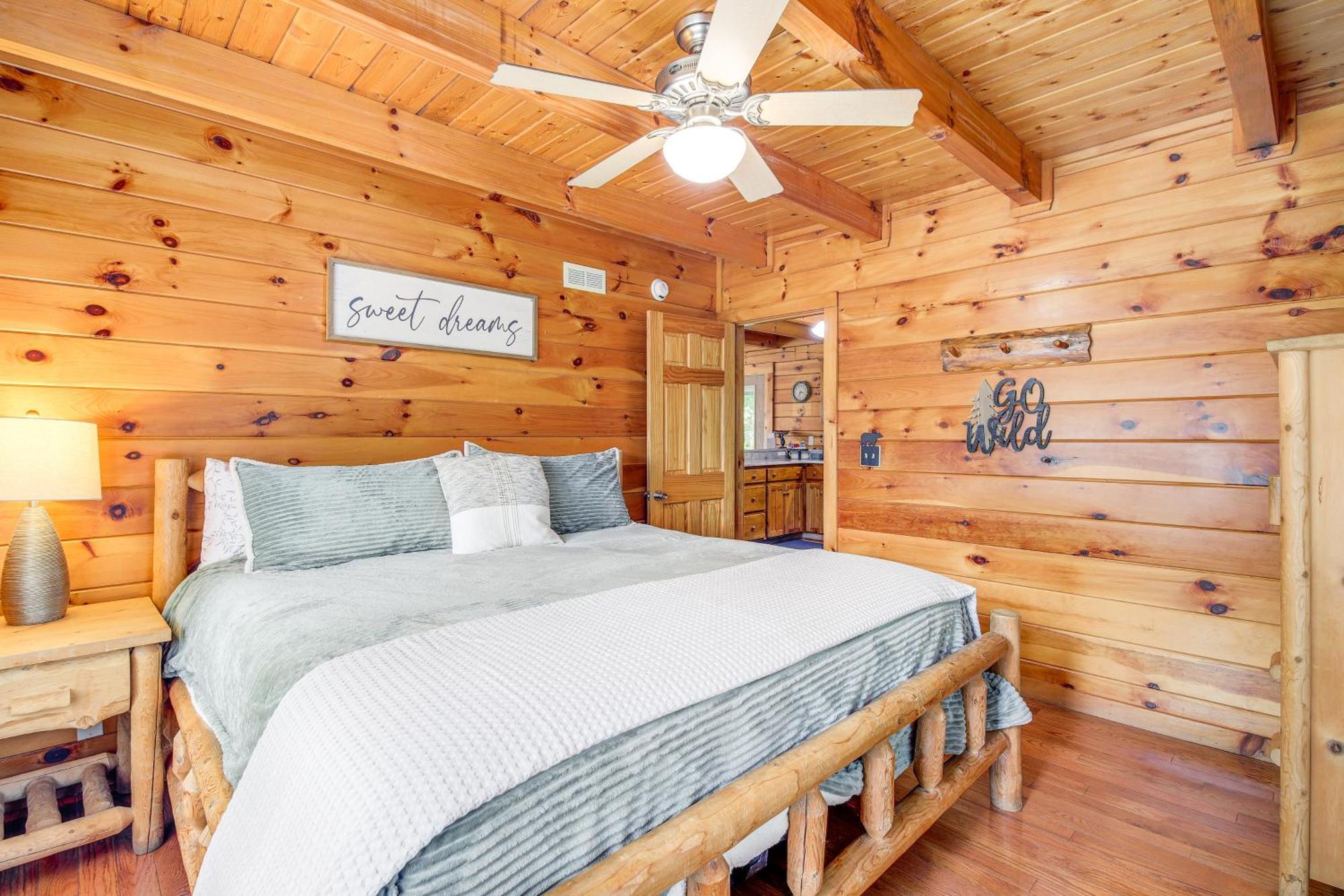 Pigeon Forge Cabin Premier Location And Hot Tub Extérieur photo