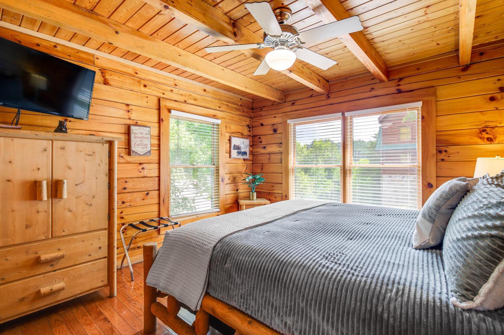 Pigeon Forge Cabin Premier Location And Hot Tub Extérieur photo