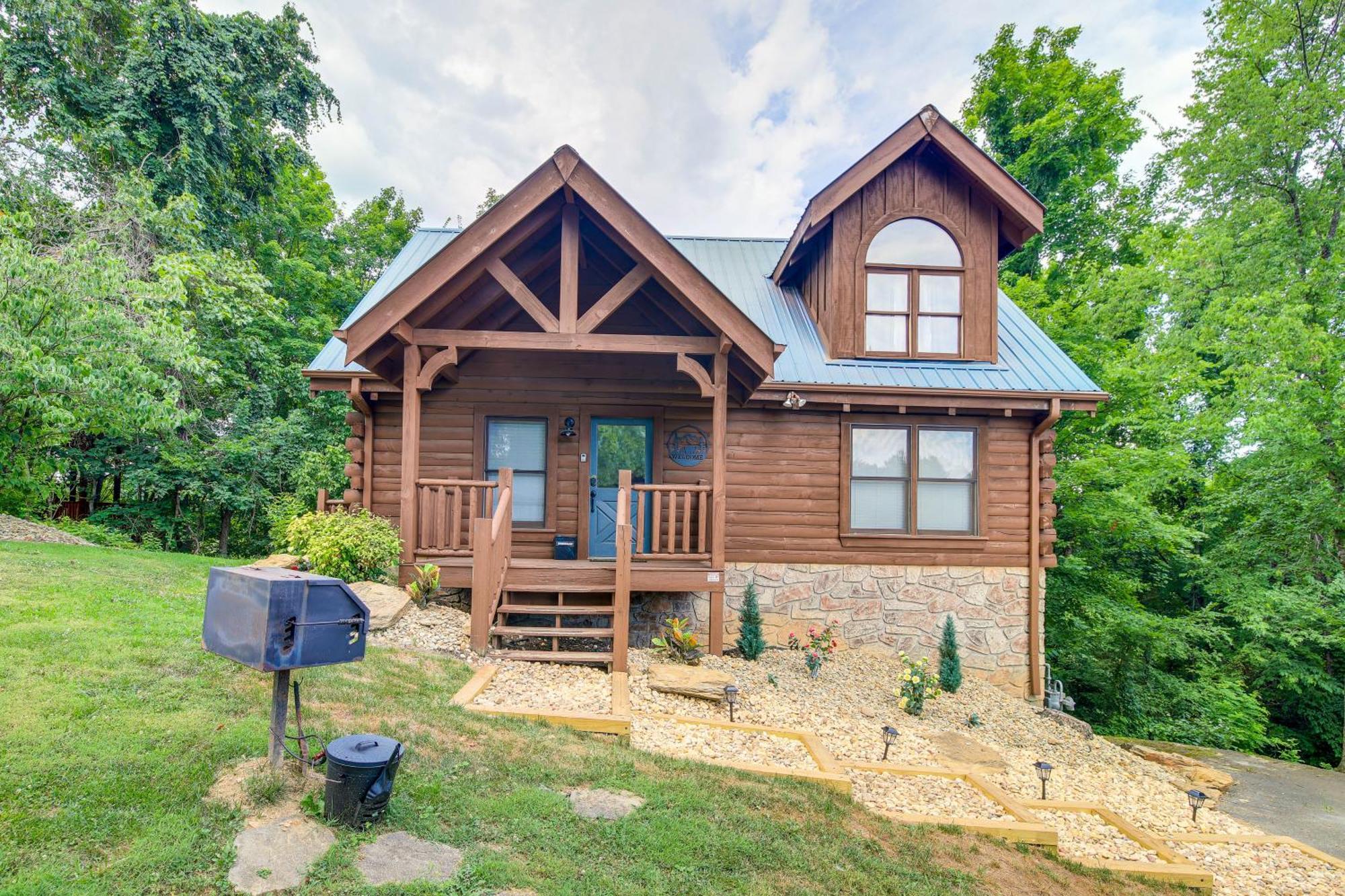 Pigeon Forge Cabin Premier Location And Hot Tub Extérieur photo