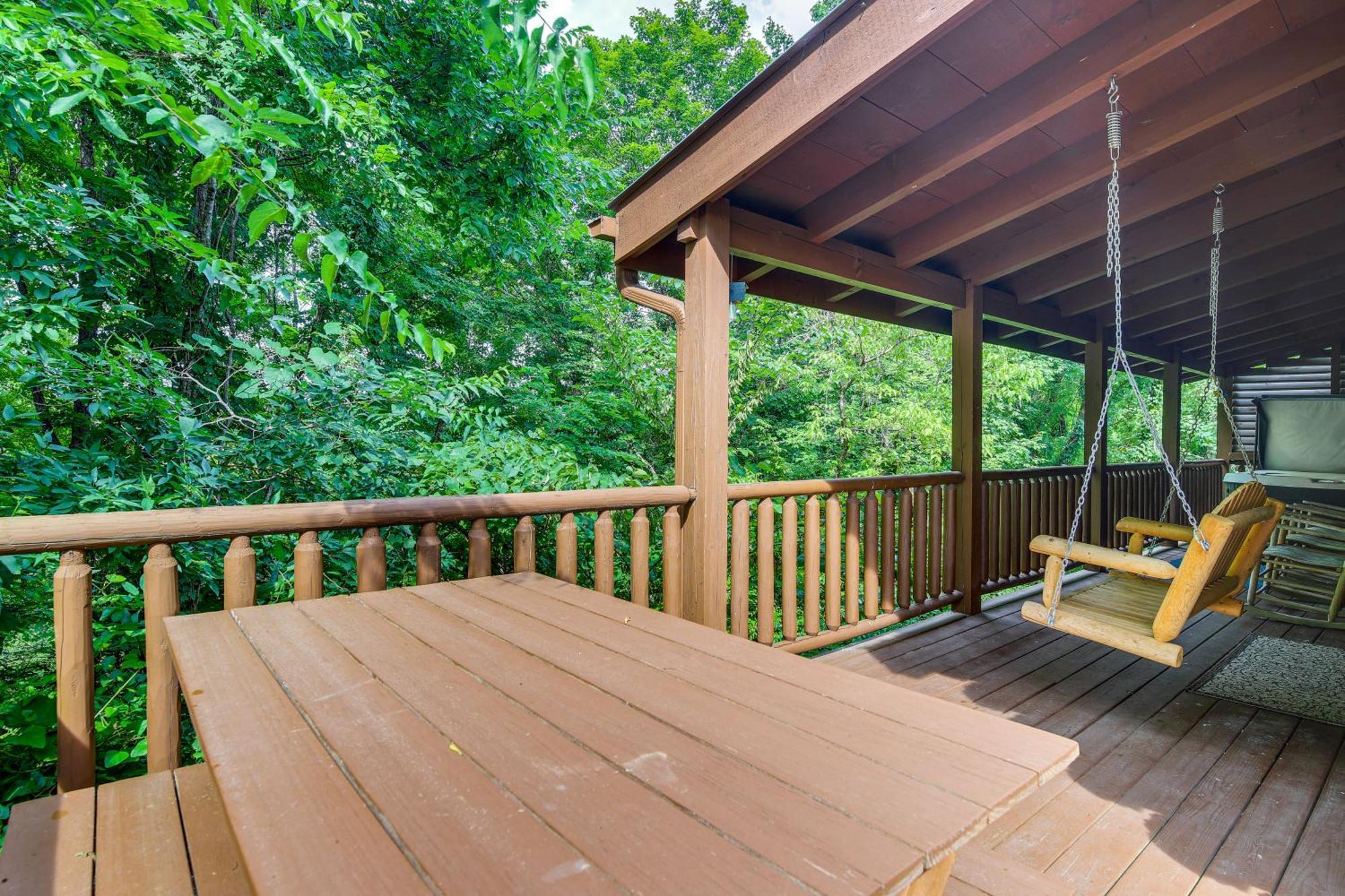 Pigeon Forge Cabin Premier Location And Hot Tub Extérieur photo