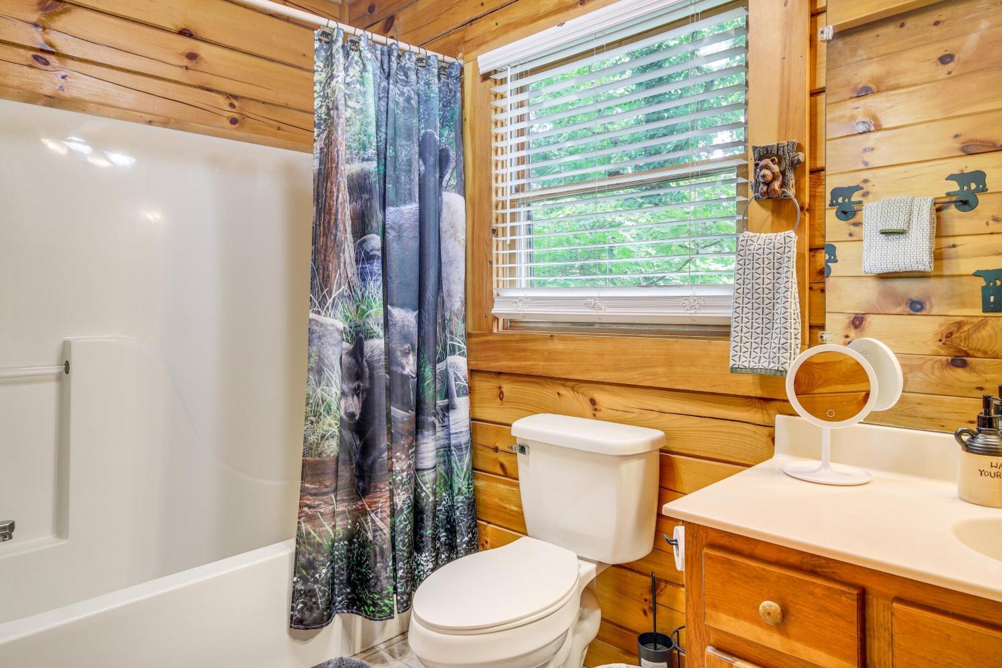 Pigeon Forge Cabin Premier Location And Hot Tub Extérieur photo